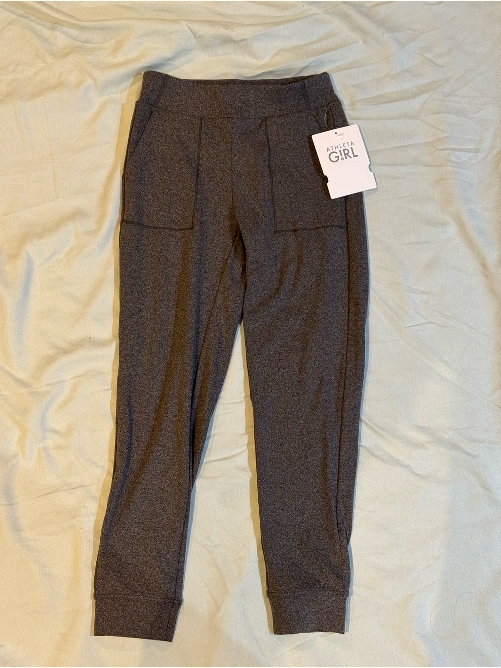 NWT Athleta Charcoal Girl’s 7 Leggings with Pockets